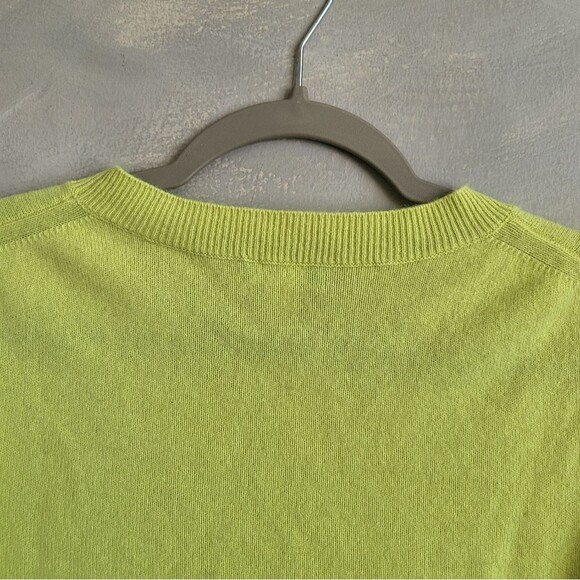 J. CREW Cashmere Crewneck Neon Lime Green Long Sleeve Sweater Sz XS - Picture 11 of 16